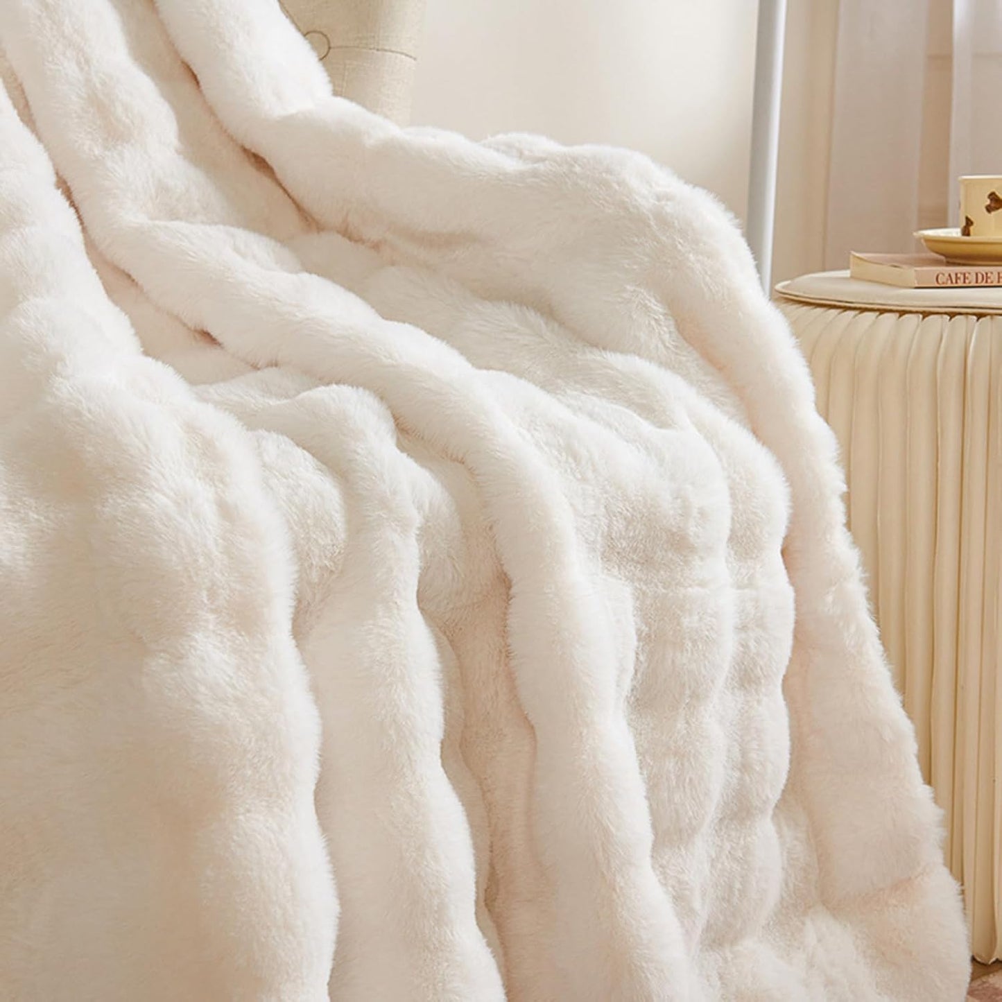 Fleece Throw Blanket Soft Bubble