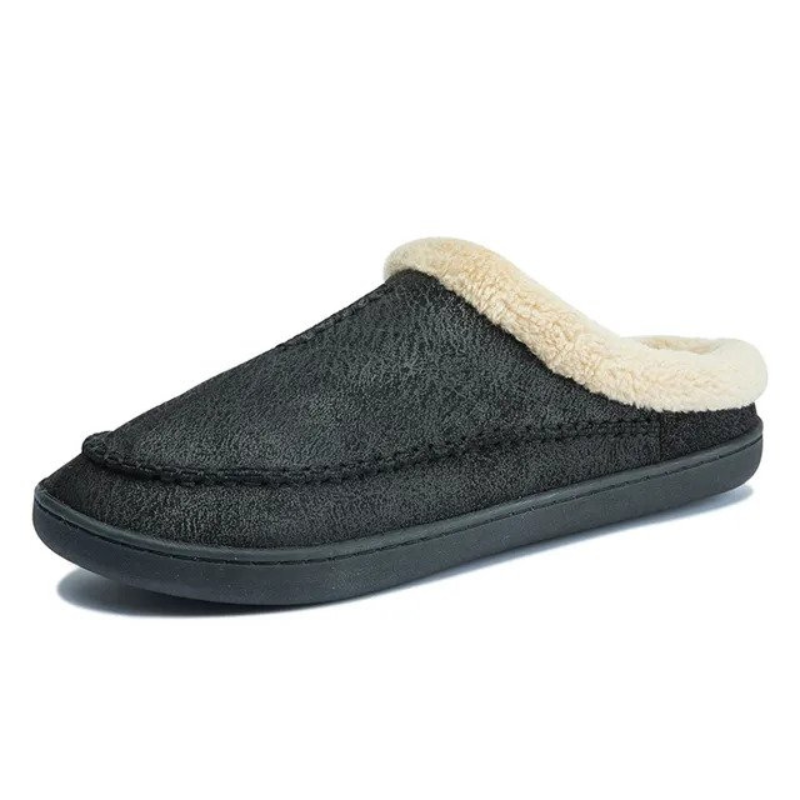 CloudSoft Indoor Slippers | Fleece-lined men's slippers to slip into