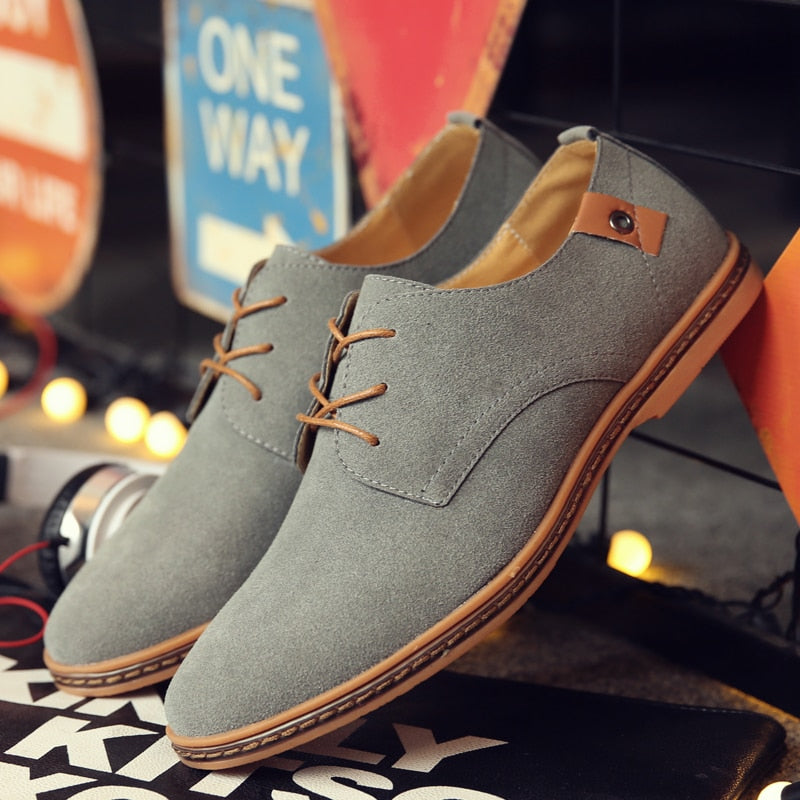 Men’s Casual Suede Oxford Shoes – Lightweight Lace-Up Dress Shoes for Work, Events & Smart Everyday Looks