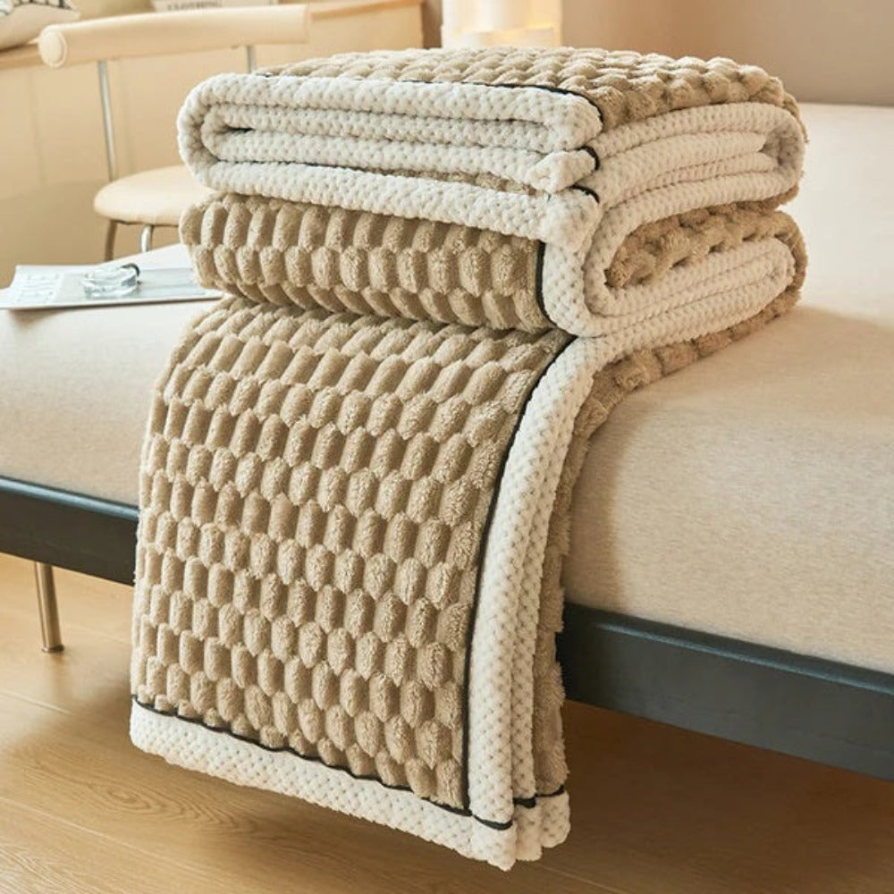 Textured Plush Sherpa Throw Blanket – Ultra Soft Fleece Layer for Lounge, Sofa or Bedroom Comfort